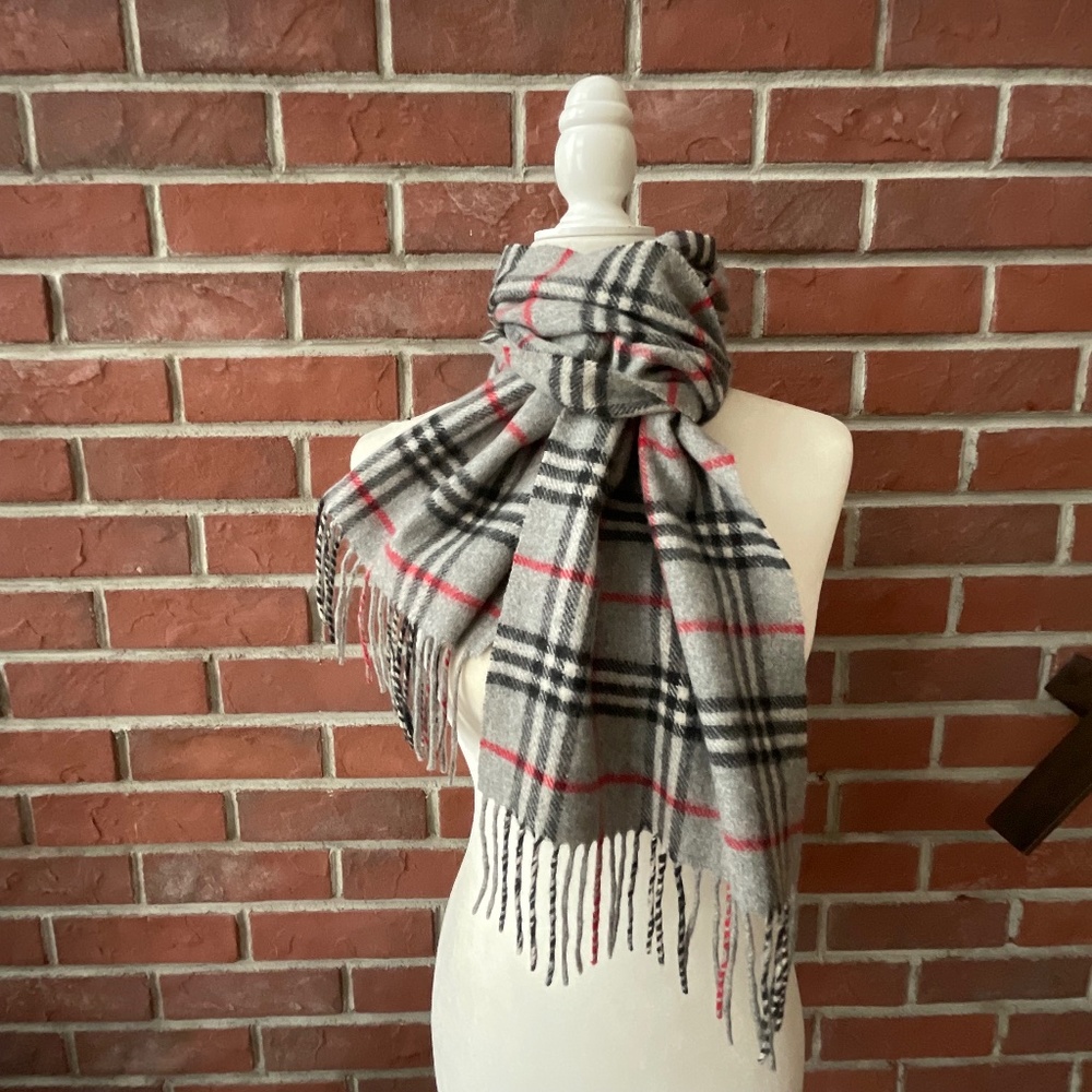 •A & R Cashmere Grey Black Red  Plaid Fringed Scarf 72”x11”